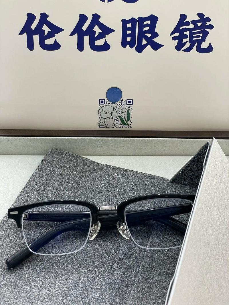 华为eyewear2方形半框智能眼镜.#华为眼镜 #高级感